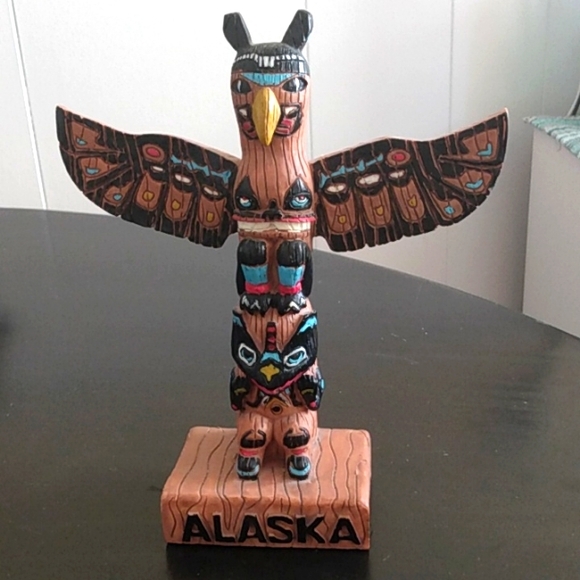 Totem Pole Alaska - Picture 1 of 7